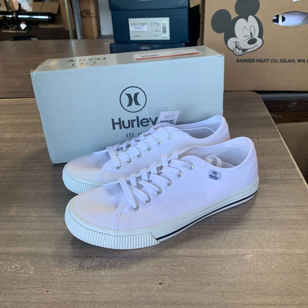 NWT Womens Hurley Carrie White Casual Sneaker